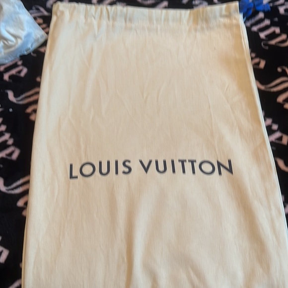 Louis Vuitton dust bag authentic - Picture 2 of 3